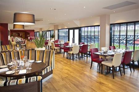 фото отеля Doubletree by Hilton Milton Keynes
