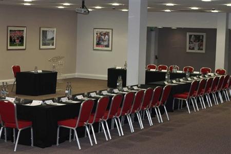 фото отеля Doubletree by Hilton Milton Keynes