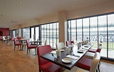 фото отеля Doubletree by Hilton Milton Keynes