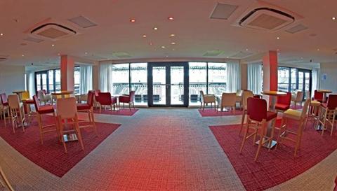 фото отеля Doubletree by Hilton Milton Keynes