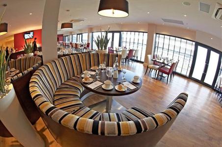фото отеля Doubletree by Hilton Milton Keynes
