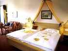 фото отеля Hotel Zur Linde Mistelbach