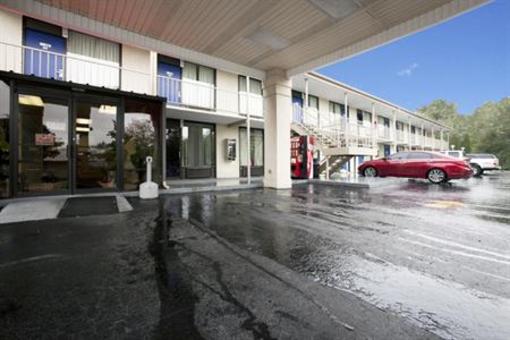 фото отеля Americas Best Value Inn West