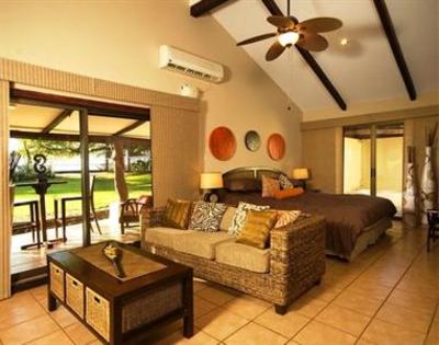 фото отеля Bahia Del Sol Beach Front Hotel & Suites