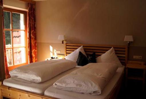 фото отеля Hotel Gasthof zum Goldenen Lowen