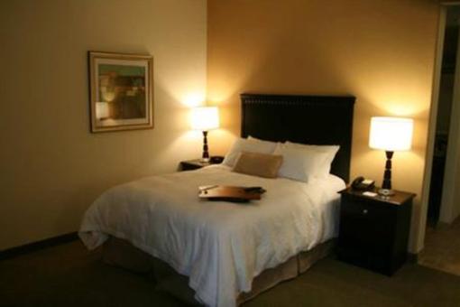 фото отеля Hampton Inn La Grange