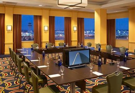 фото отеля Marriott Hotel Saint Louis Airport Berkeley (Missouri)