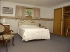 фото отеля Budget Host Gold Eagle Inn