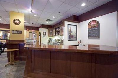 фото отеля Sun Peaks Lodge