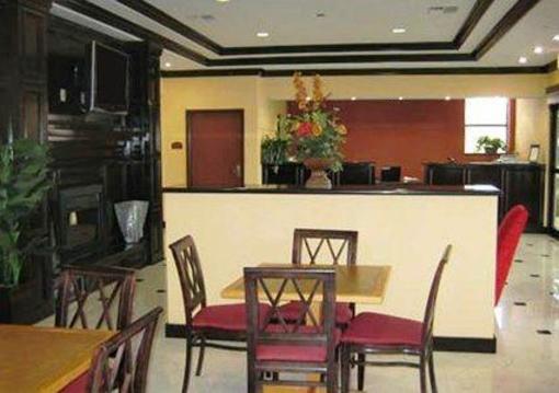фото отеля Comfort Inn And Suites Atoka