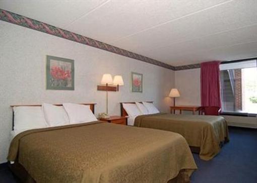 фото отеля Quality Inn Forest City