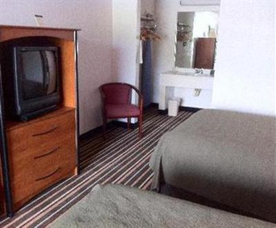 фото отеля Quality Inn Forest City