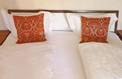 фото отеля Eastpark Studio Apartment Munich