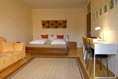 фото отеля Eastpark Studio Apartment Munich