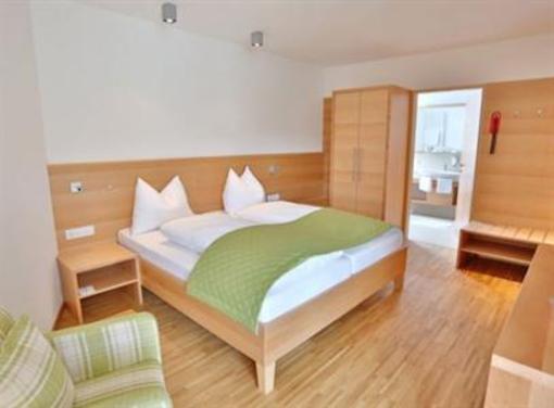фото отеля Hotel SeeRose Steindorf am Ossiacher See