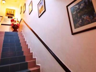 фото отеля Rose Cottage Hotel Taman Johor Jaya