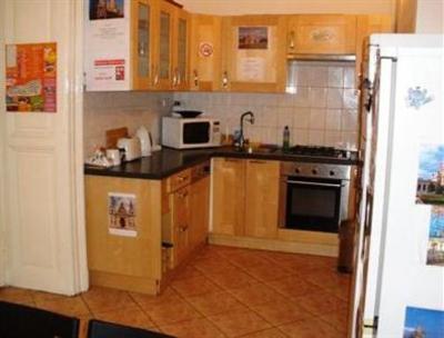 фото отеля Elizabeth Bridge Hostel