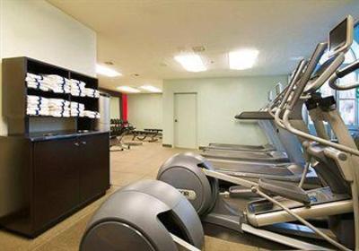 фото отеля Embassy Suites Airport North Los Angeles