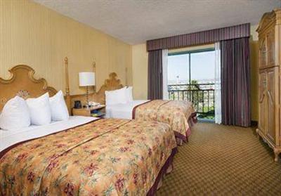 фото отеля Embassy Suites Airport North Los Angeles