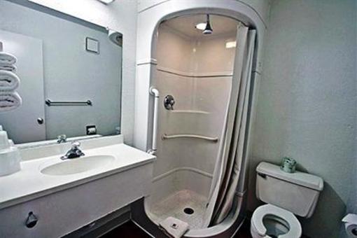 фото отеля Motel 6 Fresno - Blackstone North