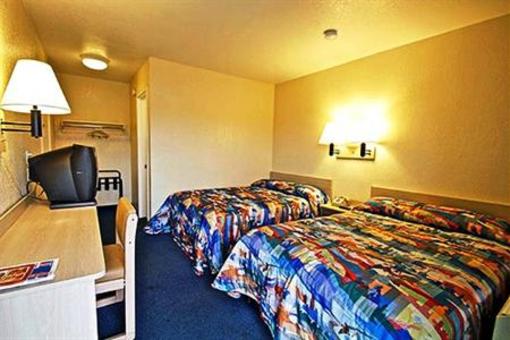 фото отеля Motel 6 Fresno - Blackstone North