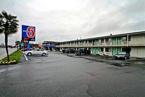 фото отеля Motel 6 Fresno - Blackstone North