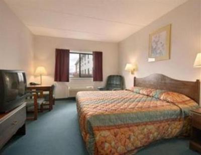 фото отеля Super 8 Henrietta/Rochester