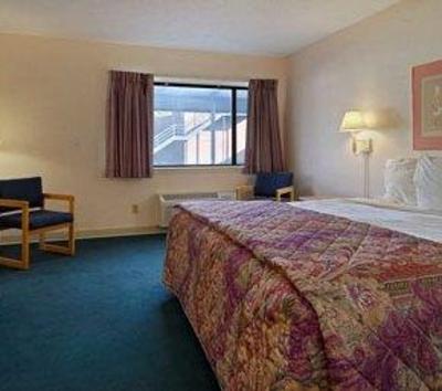 фото отеля Days Inn Springfield Chicopee