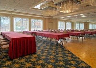 фото отеля Days Inn Springfield Chicopee