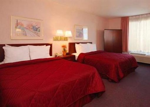 фото отеля Comfort Inn & Suites North Woods Cross