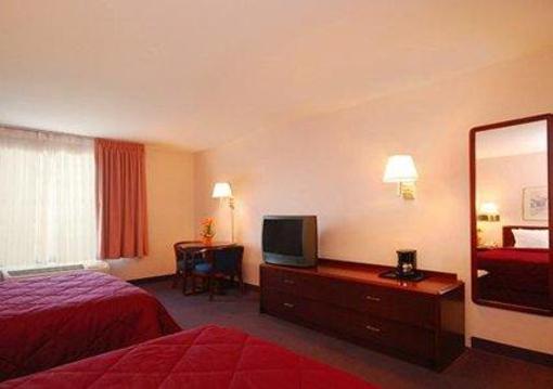 фото отеля Comfort Inn & Suites North Woods Cross