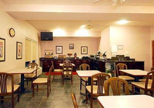 фото отеля Comfort Inn & Suites North Woods Cross