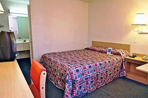 фото отеля Motel 6 Denver Central