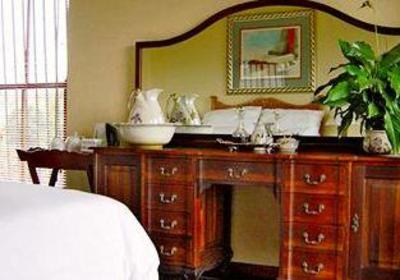 фото отеля Clovelly Country Guest House Stellenbosch