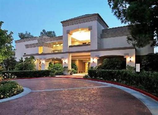 фото отеля Oakwood Apartments - Woodland Hills