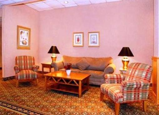 фото отеля Clarion Hotel University Hotel & Conference Center