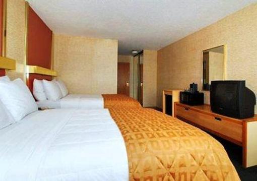 фото отеля Clarion Hotel University Hotel & Conference Center