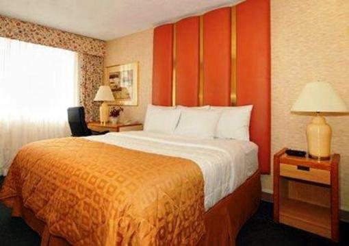 фото отеля Clarion Hotel University Hotel & Conference Center