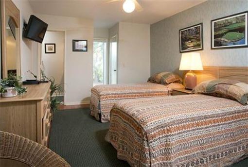 фото отеля ResortQuest Harbour Town Club Villas Hilton Head Island