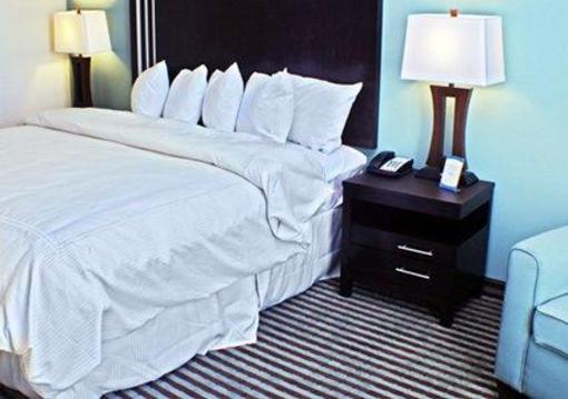 фото отеля Comfort Inn & Suites Perry