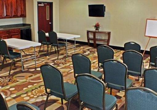 фото отеля Comfort Inn & Suites Perry