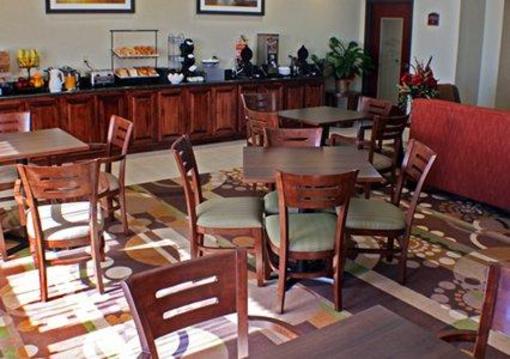 фото отеля Comfort Inn & Suites Perry