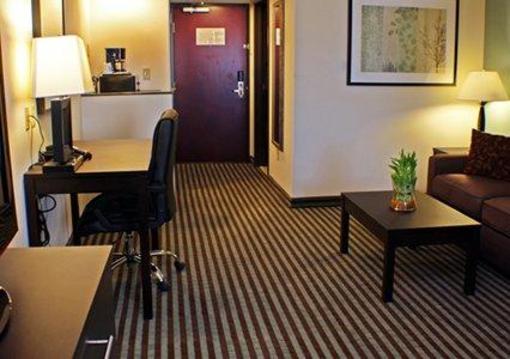 фото отеля Comfort Inn & Suites Perry