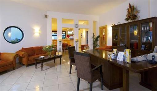 фото отеля Golden Villas