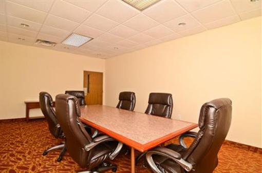 фото отеля Best Western Plus Arbour Inn & Suites