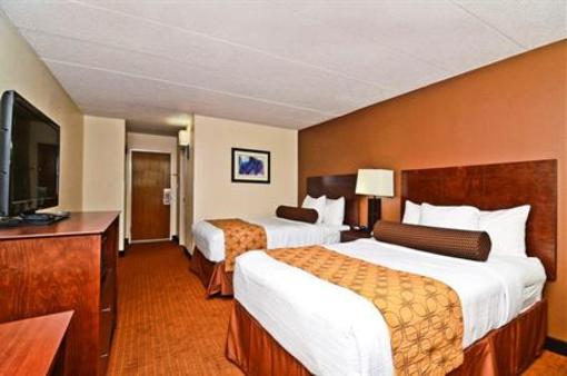 фото отеля Best Western Plus Arbour Inn & Suites