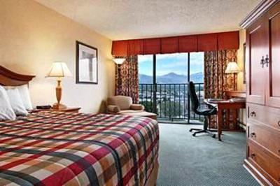 фото отеля Red Lion Hotel Salt Lake Downtown