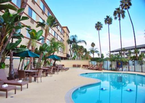 фото отеля Comfort Inn & Suites Zoo / SeaWorld Area