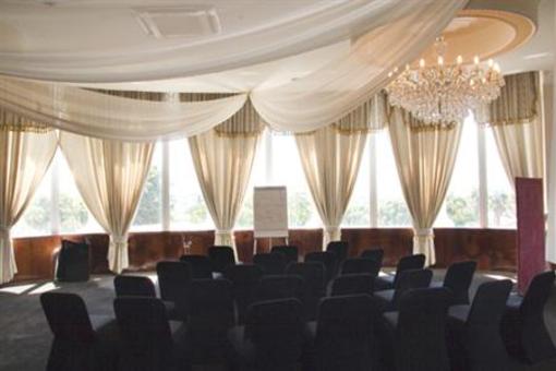 фото отеля Elarish Guesthouse Restaurant Conference Centre