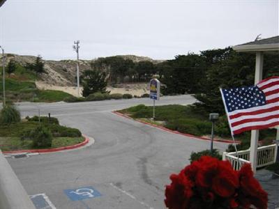фото отеля BEST WESTERN Beach Dunes Inn